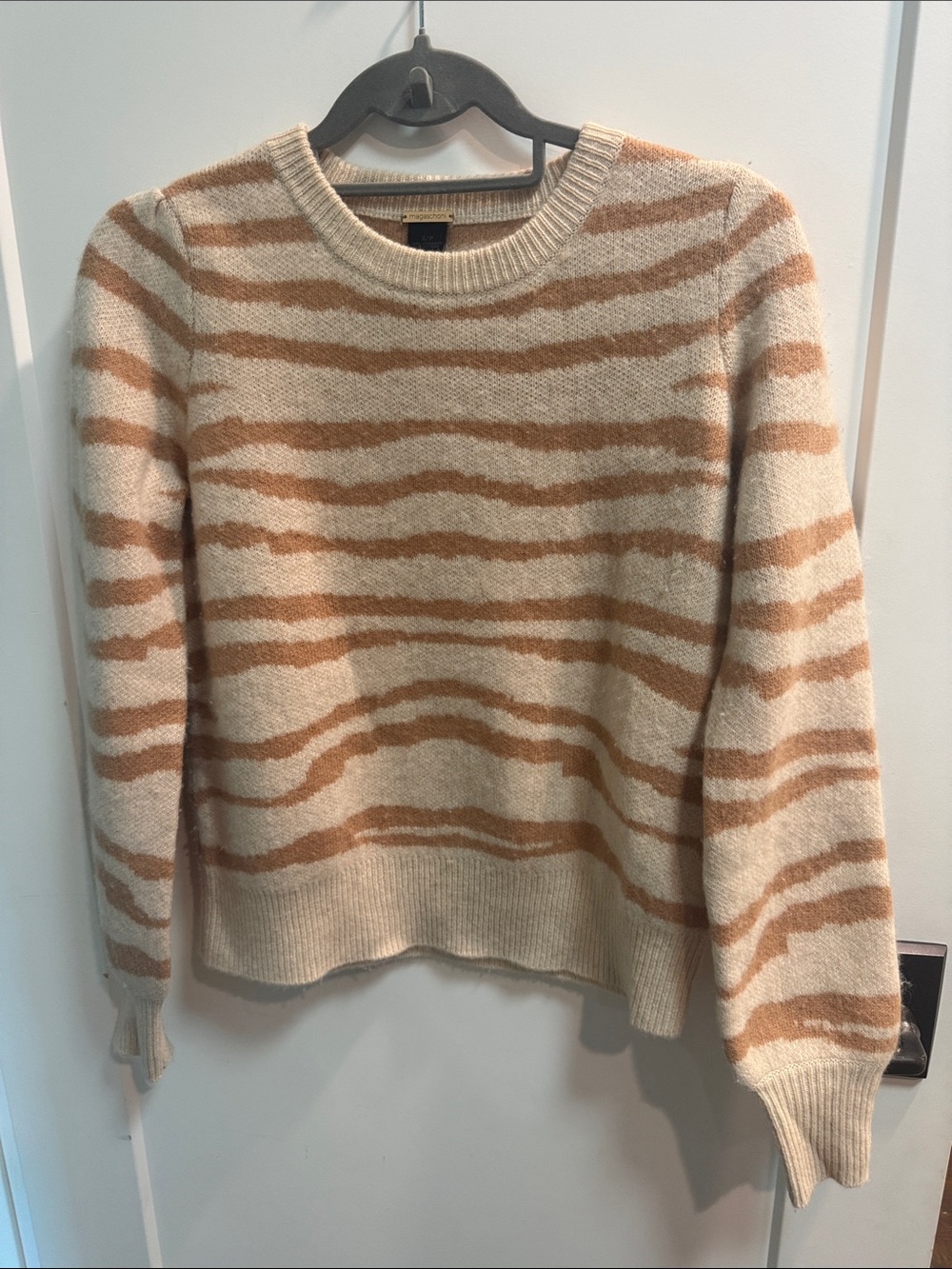 Magaschoni Cream and Tan Zebra-Stripe Crewneck Sweater